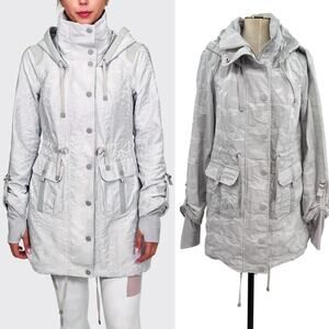 Blanc Noir Delilah Cinched Hooded Anorak Jacket Camo Print Gray Size Medium
